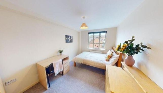 Flat 8, Royal Victoria Court,, Gamble Street, Nottinghamshire photo 2