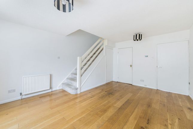 71 Lindsay Drive, Abingdon photo 2