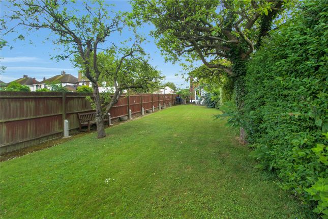 27, Mountain Ash Avenue, Essex photo 4