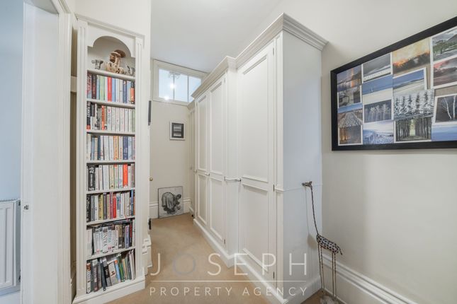 Town house for sale in Henley Road, Ipswich