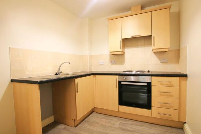 5 Weavers Court, Preston New Road, Blackburn photo 3