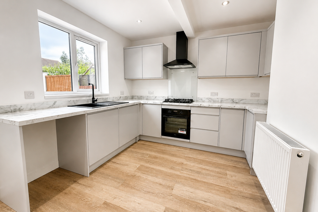 13, Sandfield Road, Stourbridge photo 3