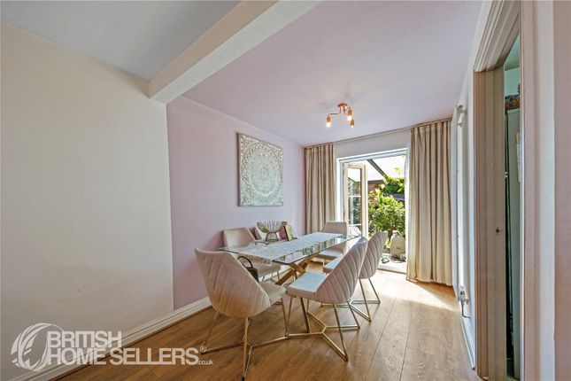 10, Thornton Close, Cheshire photo 4