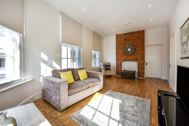 Flat for sale in High Street, Andover