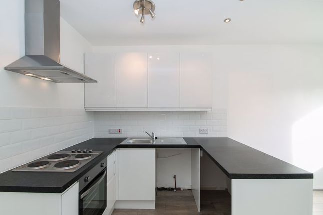 97E, Arundel Drive, Harrow photo 2