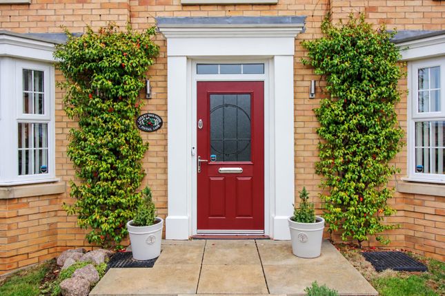 1, Pintail Lane, Thrapston photo 2
