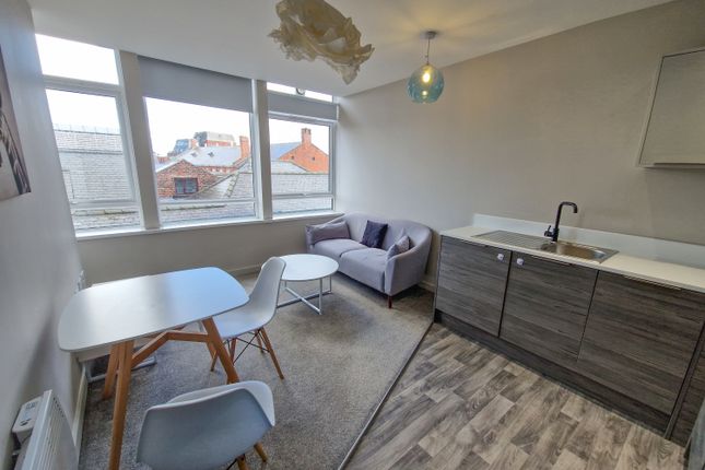 Flat to rent in North, 70 Bond Street, Hull, Yorkshire