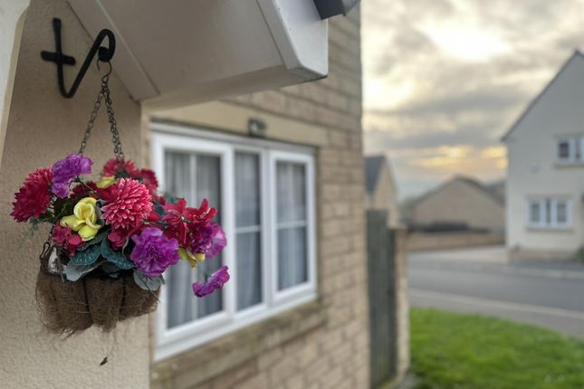 36, The Knoll, Keighley photo 3
