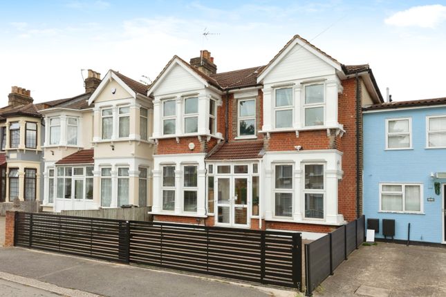 4-bed terraced on 31, Courtland Avenue, Ilford, £835,000