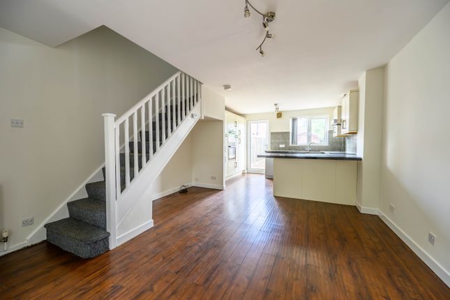 17, Ayton Gardens, Nottingham photo 3