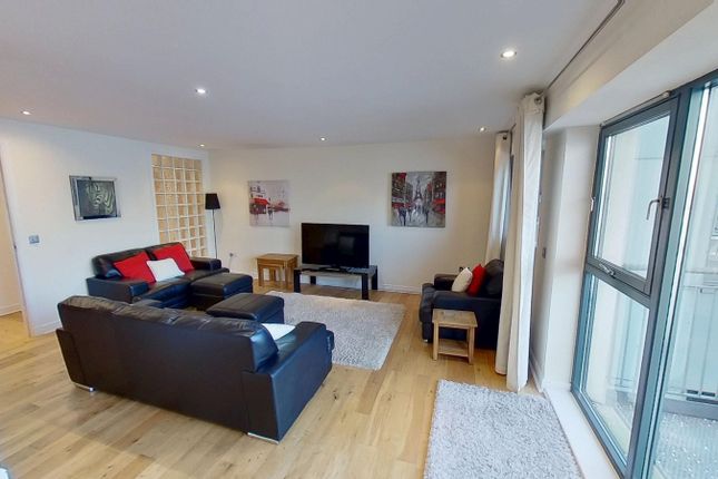 172/9, Lower Granton Road, Edinburgh photo 2
