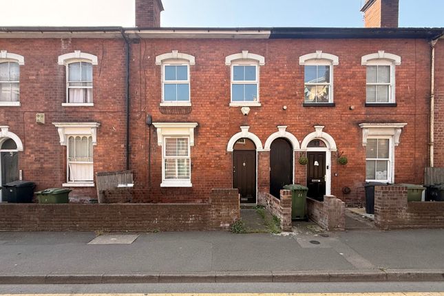 3-bed house on 11, Worcester, £1,500/mo