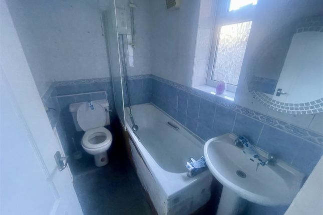 72, Craig Street, Darlington photo 4