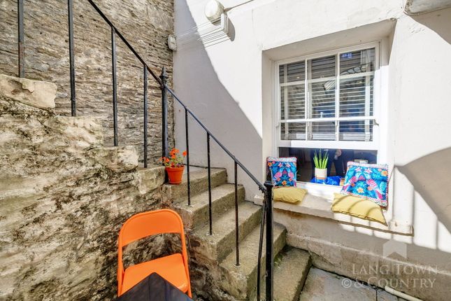 1-bed flat on The Crescent, The Hoe, Plymouth PL1, £140,000