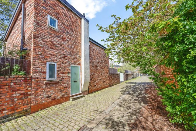 The Coach House,, Linhope Way, Merseyside photo 2