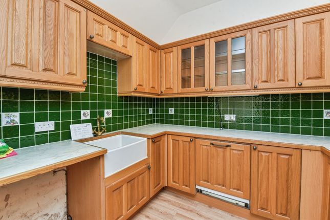 4, Hooks Court, High Street, Devizes photo 4