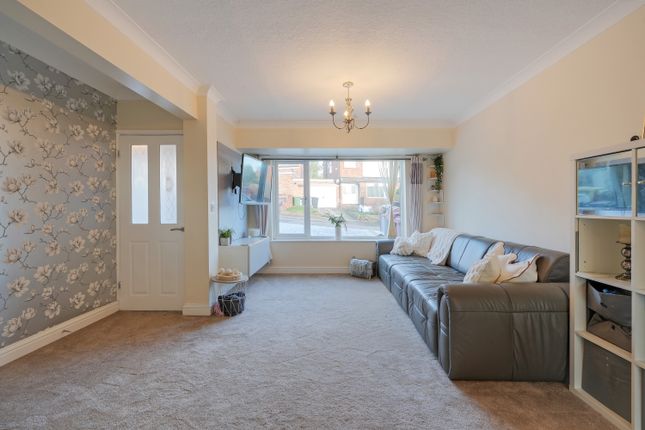 58, Fair View Road, Dronfield photo 4