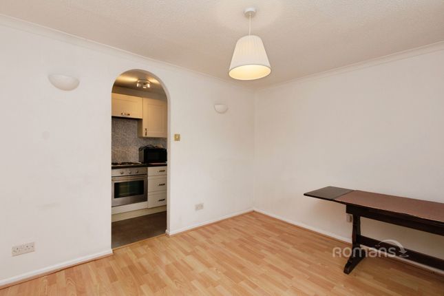 49, Wargrove Drive, Sandhurst photo 4