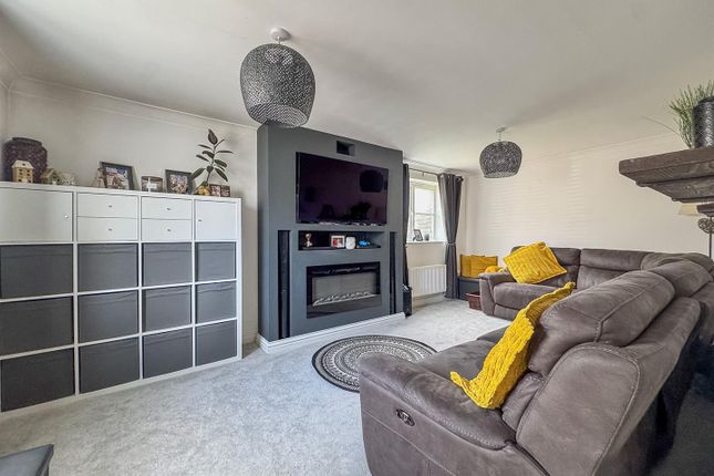 14, Kempe Way, Weston-Super-Mare photo 2