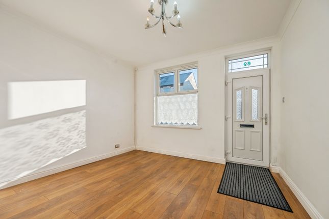 69, Balds Lane, Stourbridge photo 3