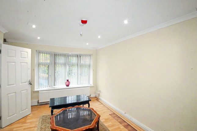 46, Hamstead Hill, Birmingham photo 3