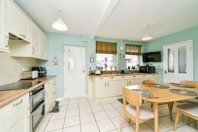 64, Pennant, Isle of Anglesey photo 3