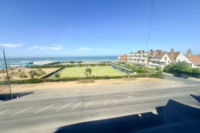 Flat 14, Florence Court Eastern Esplanade, Margate photo 2