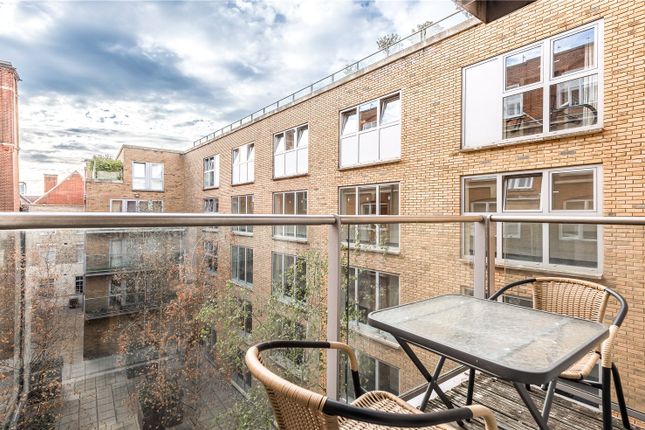 70, Drapers Court, London photo 3