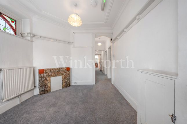36, Hodford Road, London photo 2