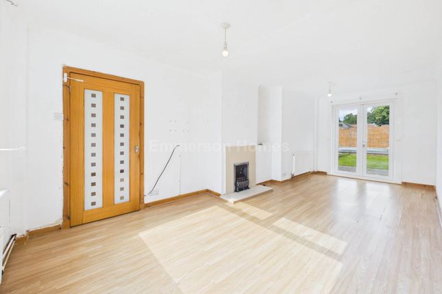 5, Scott Avenue, Johnstone photo 2