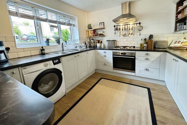 26, Beeston Mount, Bollington, Macclesfield photo 4