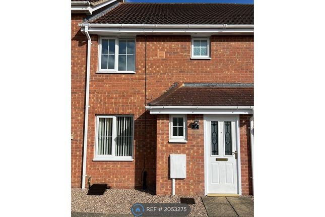 Terraced house to rent in Rye Close, Sleaford