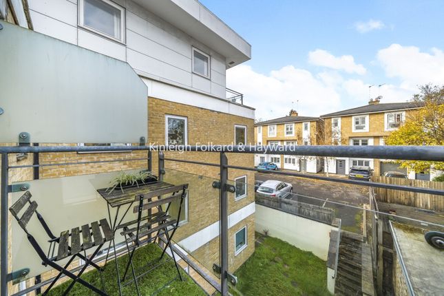 11 Whitham Court, 76, Upper Tooting Road, London photo 3