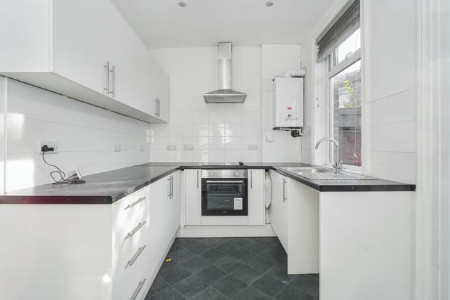 5, Joseph Street, Littleborough photo 3