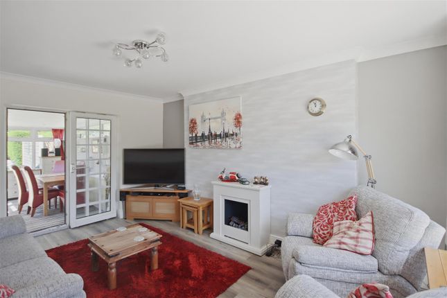 23, Private Drive, Chesterfield photo 2