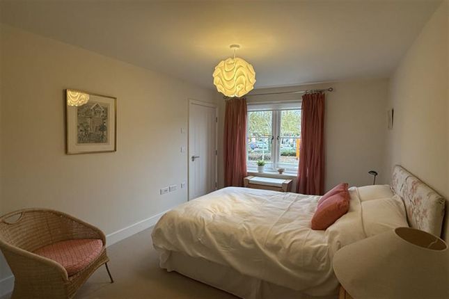 Flat 6, Dundee House, Bepton Road, Midhurst photo 4