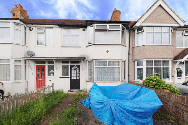 Thumbnail Terraced house for sale in Grosvenor Crescent, Hillingdon