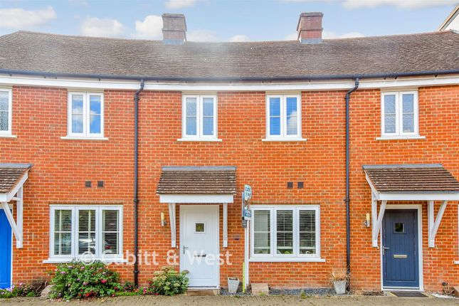 3-bed terraced on 4, Ellisons Crescent, Waterlooville, £300,000