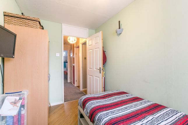 Terraced house for sale in Exeter Close, Stevenage