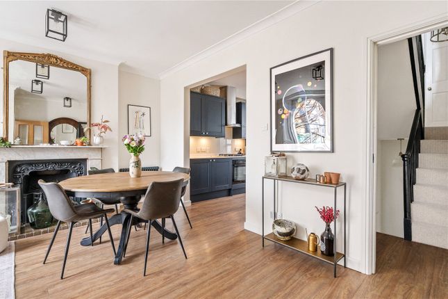Thumbnail Terraced house for sale in New North Road, Islington, London