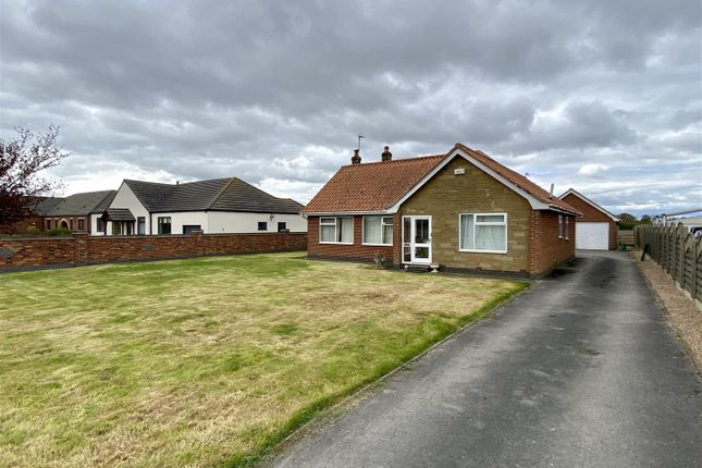 Detached bungalow to rent in Newland, Goole
