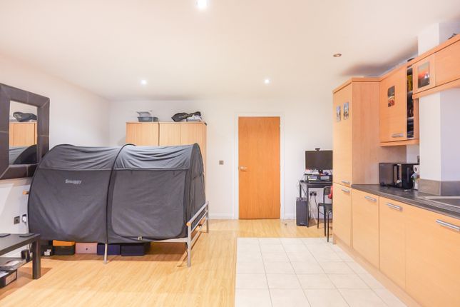 Apartment 814, X Q 7 Building, Taylorson Street South, Salford photo 3