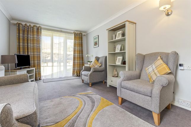 Flat 4, Penrith Court, Broadwater Street East, Worthing photo 4