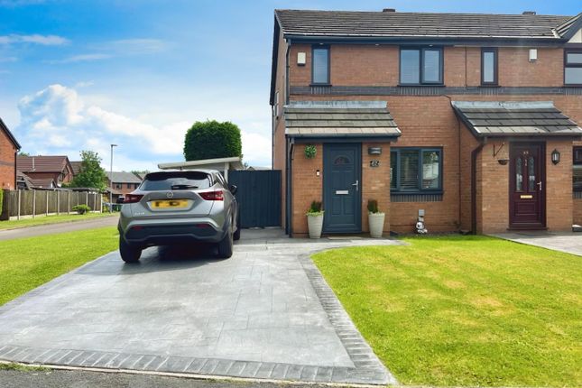 Thumbnail End terrace house for sale in Bexhill Drive, Leigh