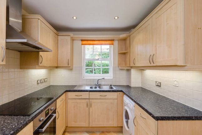 6, St. Oswalds Court, York photo 4