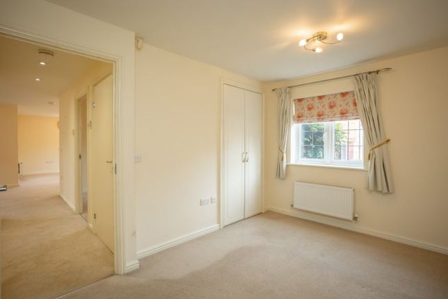 Flat for sale in Fowke Street, Rothley, Leicester