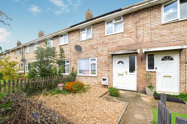 Thumbnail Terraced house for sale in Beech Close, Huntingdon