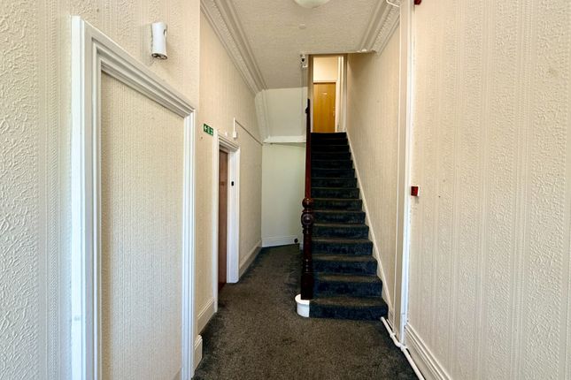 Flat 5,Viking House, Ramsey photo 2