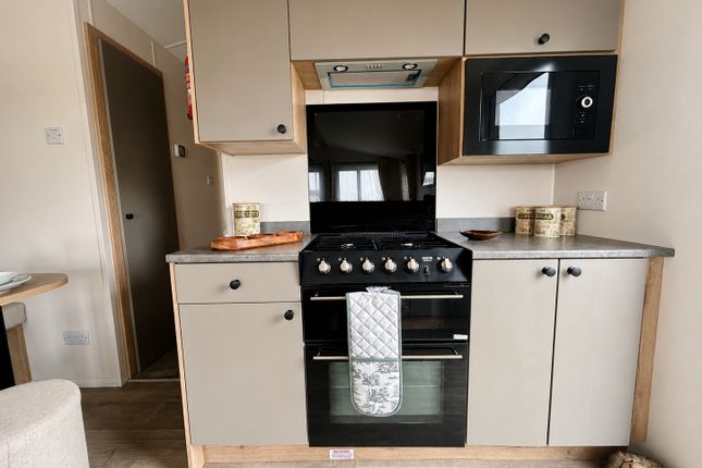 2, Lossiemouth Holiday Park, Lossiemouth photo 4