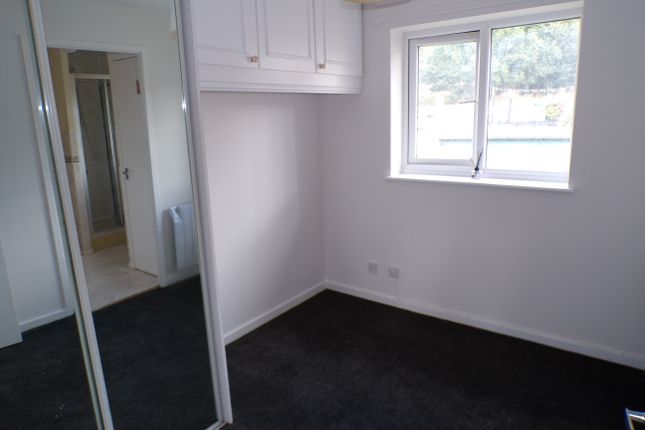 8, Hamilton Close, Cannock photo 5